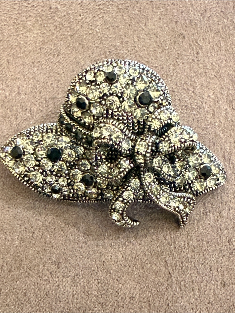 Vintage Black and Clear Silvertone Hat Pin Brooch